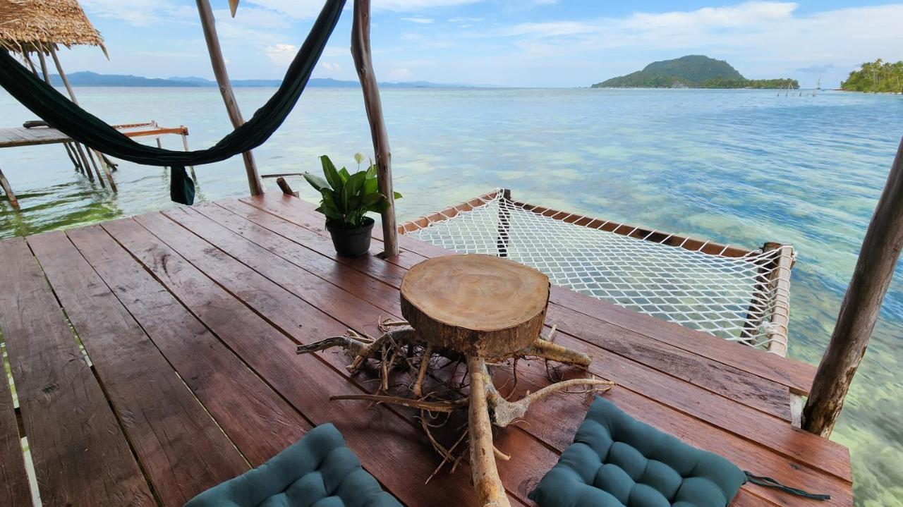 Mansuar Raja Ampat Bungalows Kri ภายนอก รูปภาพ