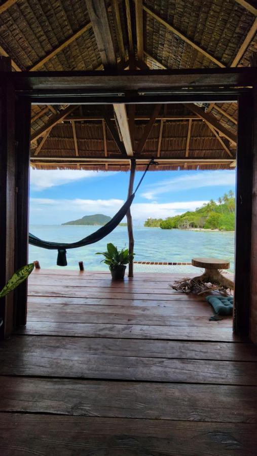 Mansuar Raja Ampat Bungalows Kri ภายนอก รูปภาพ